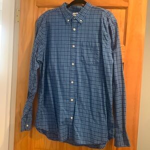 Men’s Oxford button down pocket shirt